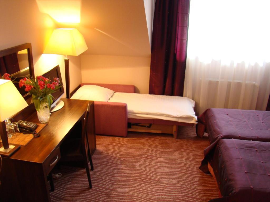 Hotel Azalia & Spa Niepołomice Cameră foto